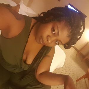 Meet your Posher, Lynae